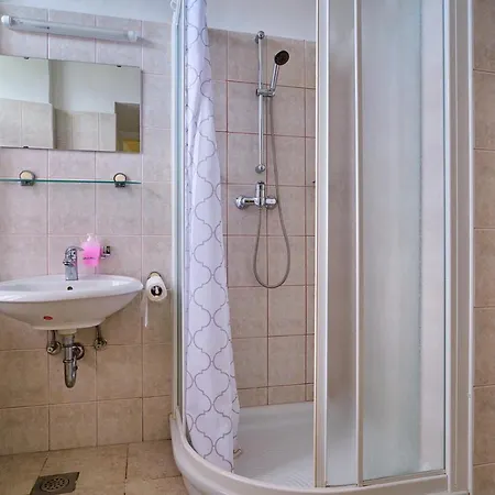 Samostan Mekinje Auberge de jeunesse Kamnik