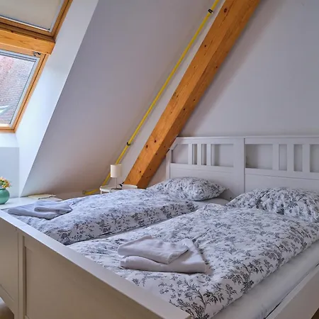 Samostan Mekinje Hostel
