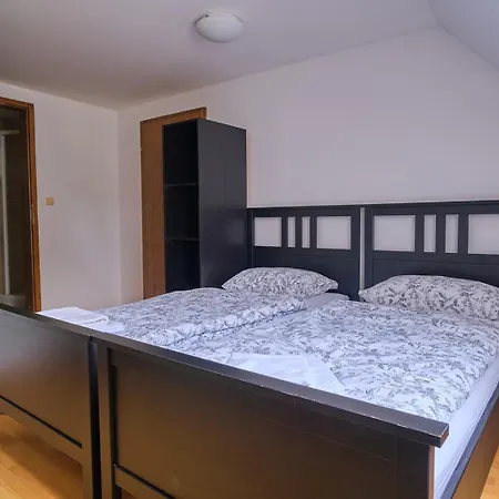 Samostan Mekinje Auberge de jeunesse