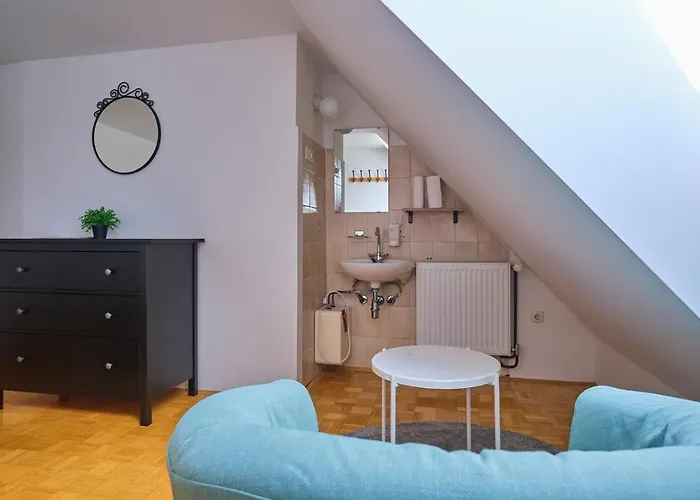 Samostan Mekinje * 卡姆尼克