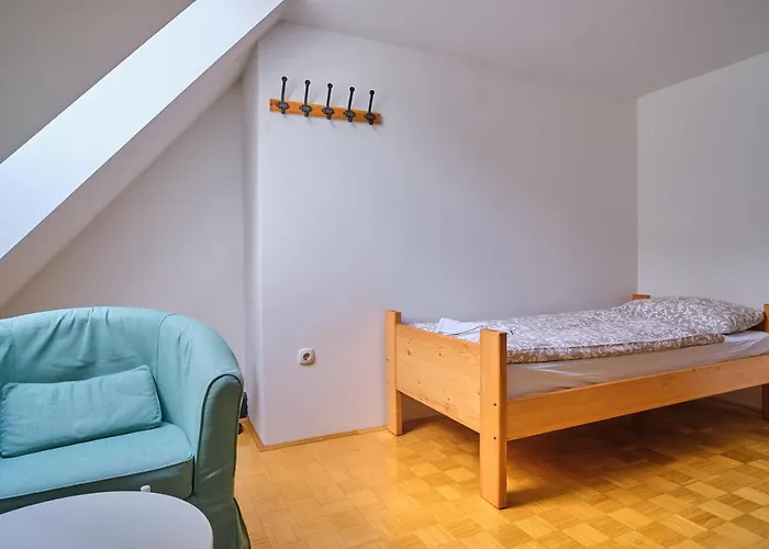 Hostel Samostan Mekinje Kamnik