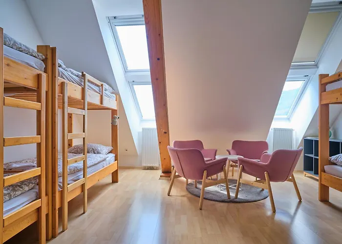 Hostel Samostan Mekinje