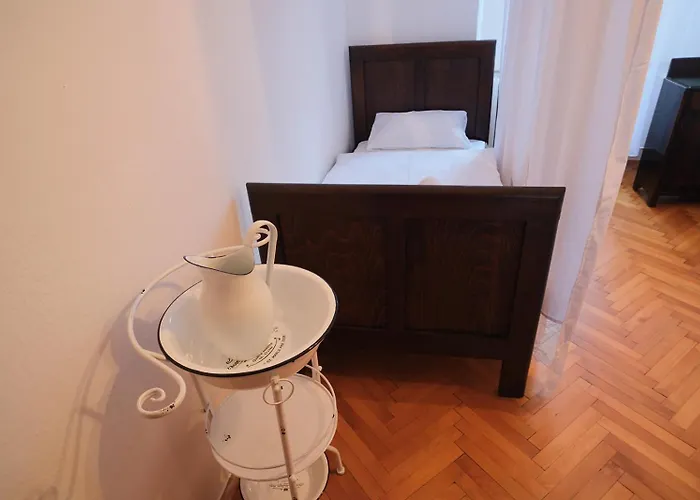 Samostan Mekinje 旅馆