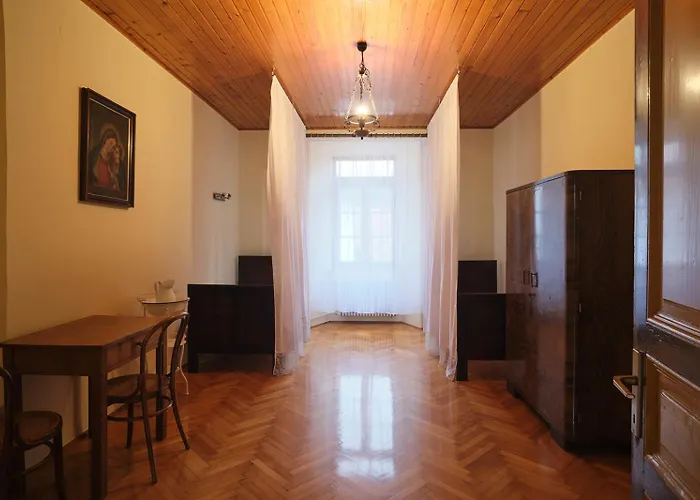 Samostan Mekinje Hostel Kamnik